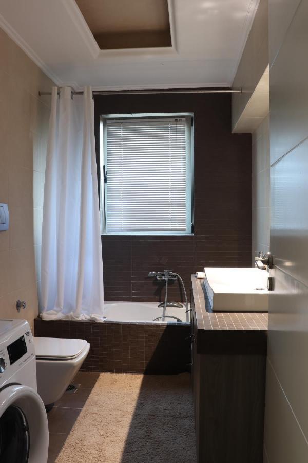 Virna S Home Schinias Luaran gambar